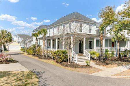 1429 Lettered Olive Lane
