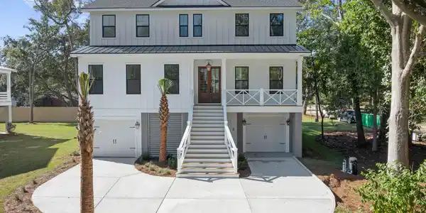 1203 Cecil Circle