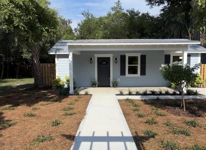417 Waight Street