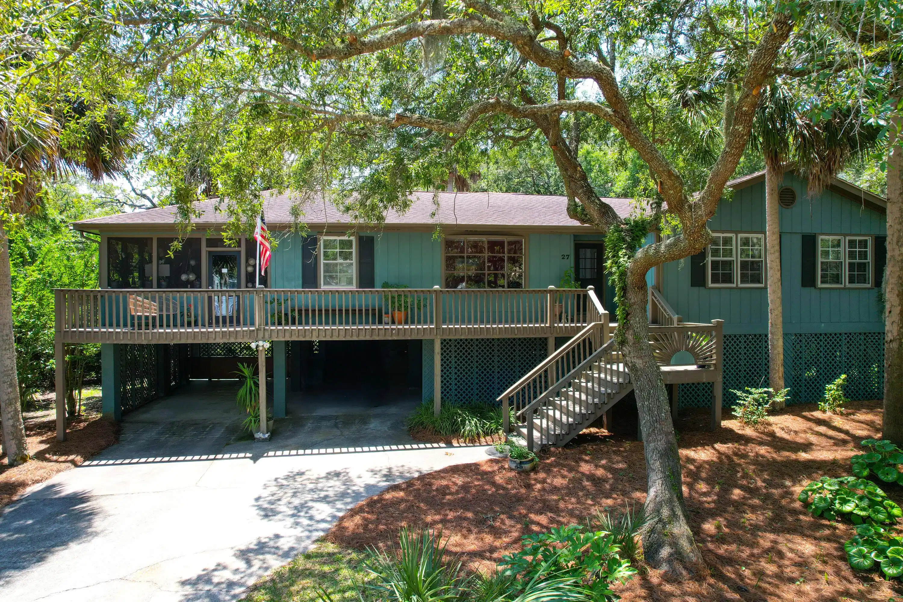 Image 1: 27 41st Avenue