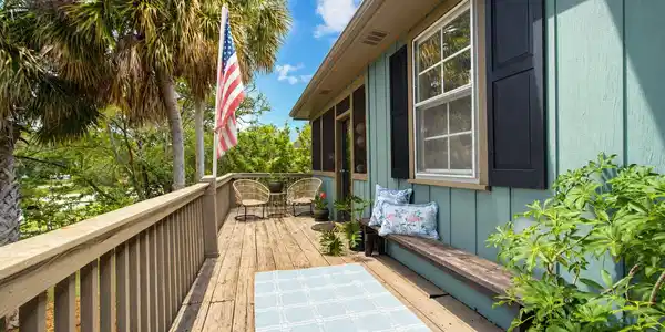 Image 4: Perfect spot to relax