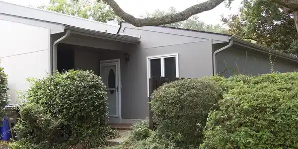 208 Ventura Place