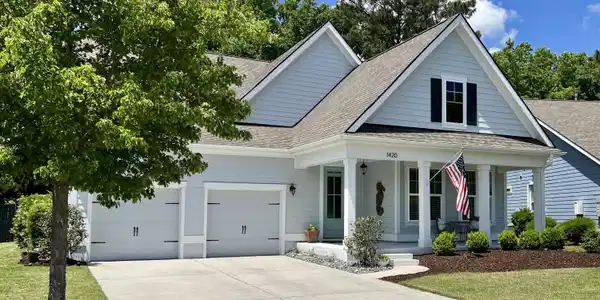 1420 Longspur Drive