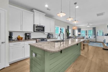 3789 Tupelo Branch Row