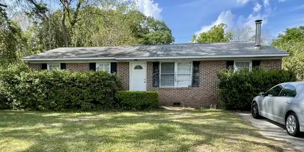 1450 Short Street