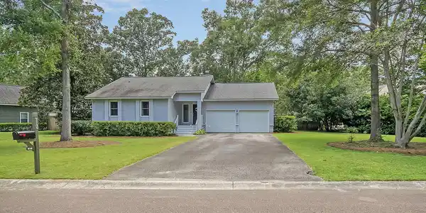 1145 Ambling Way