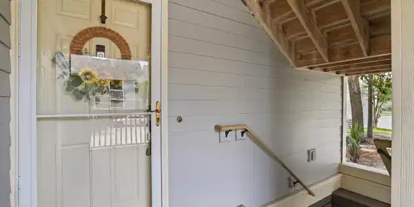 207 Little Oak Island Drive