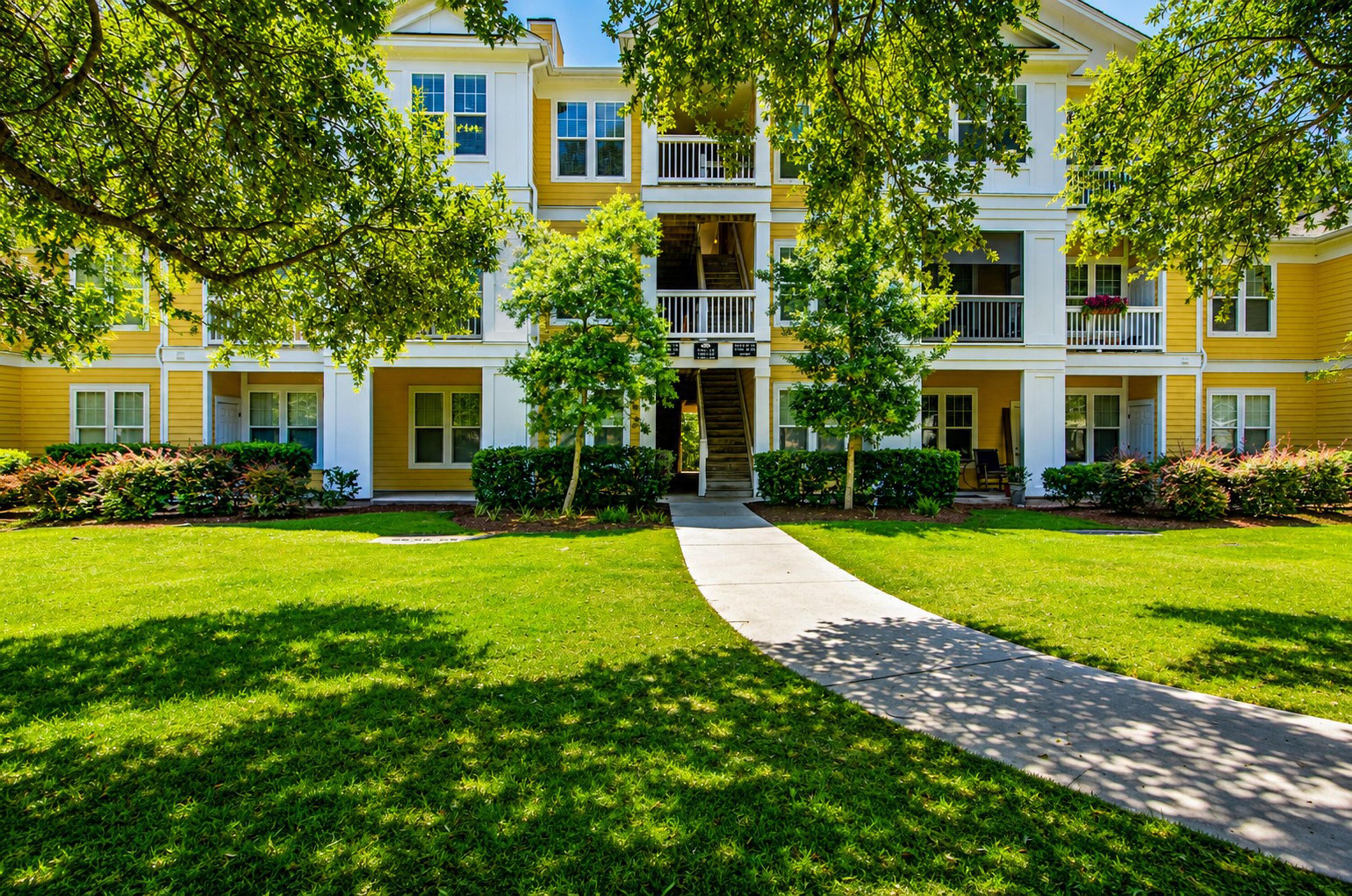 Image 3: 1931 Chatelain Way -Tidalcreekphoto- (1)