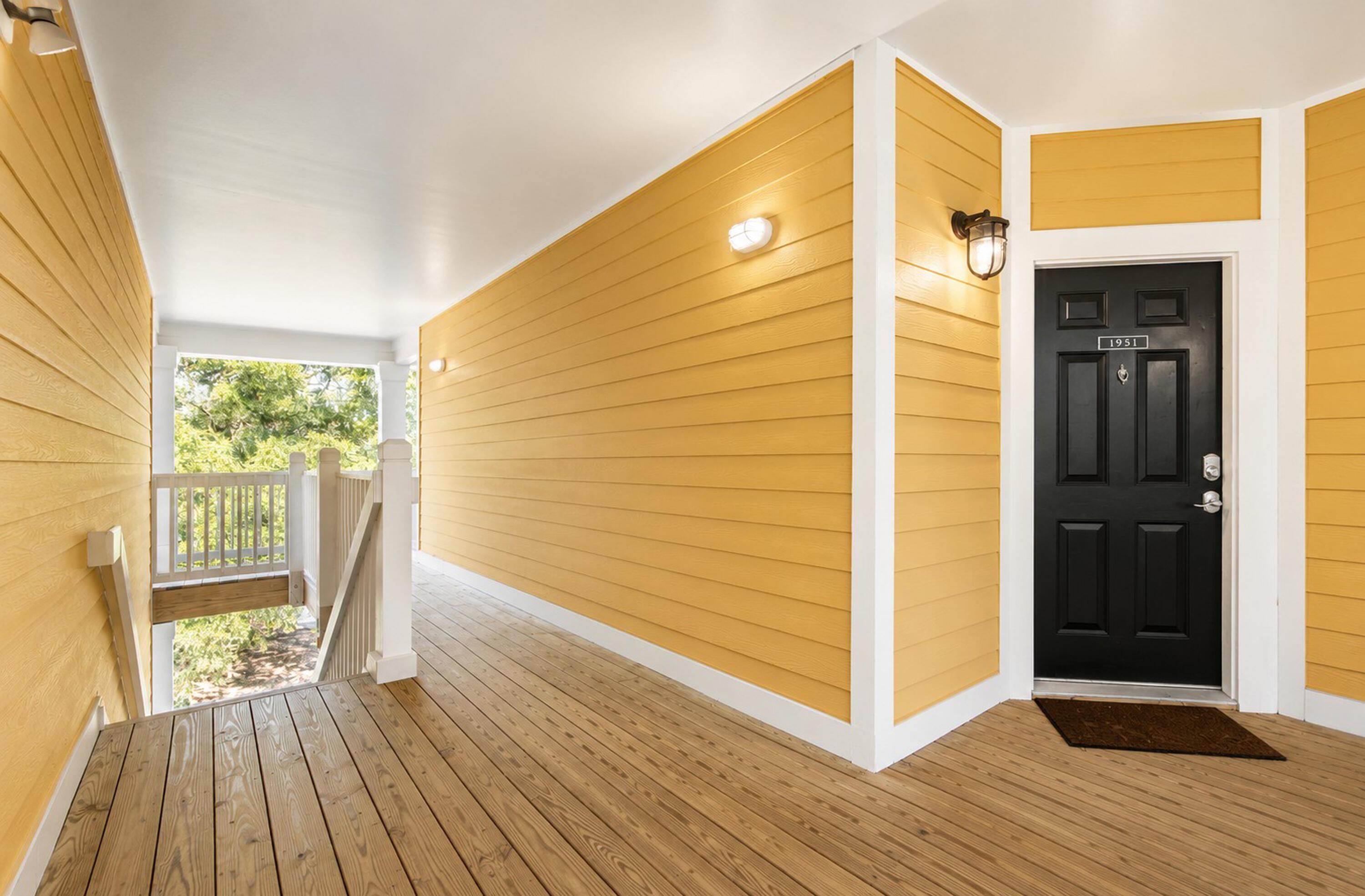Image 4: 1931 Chatelain Way -Tidalcreekphoto- (63