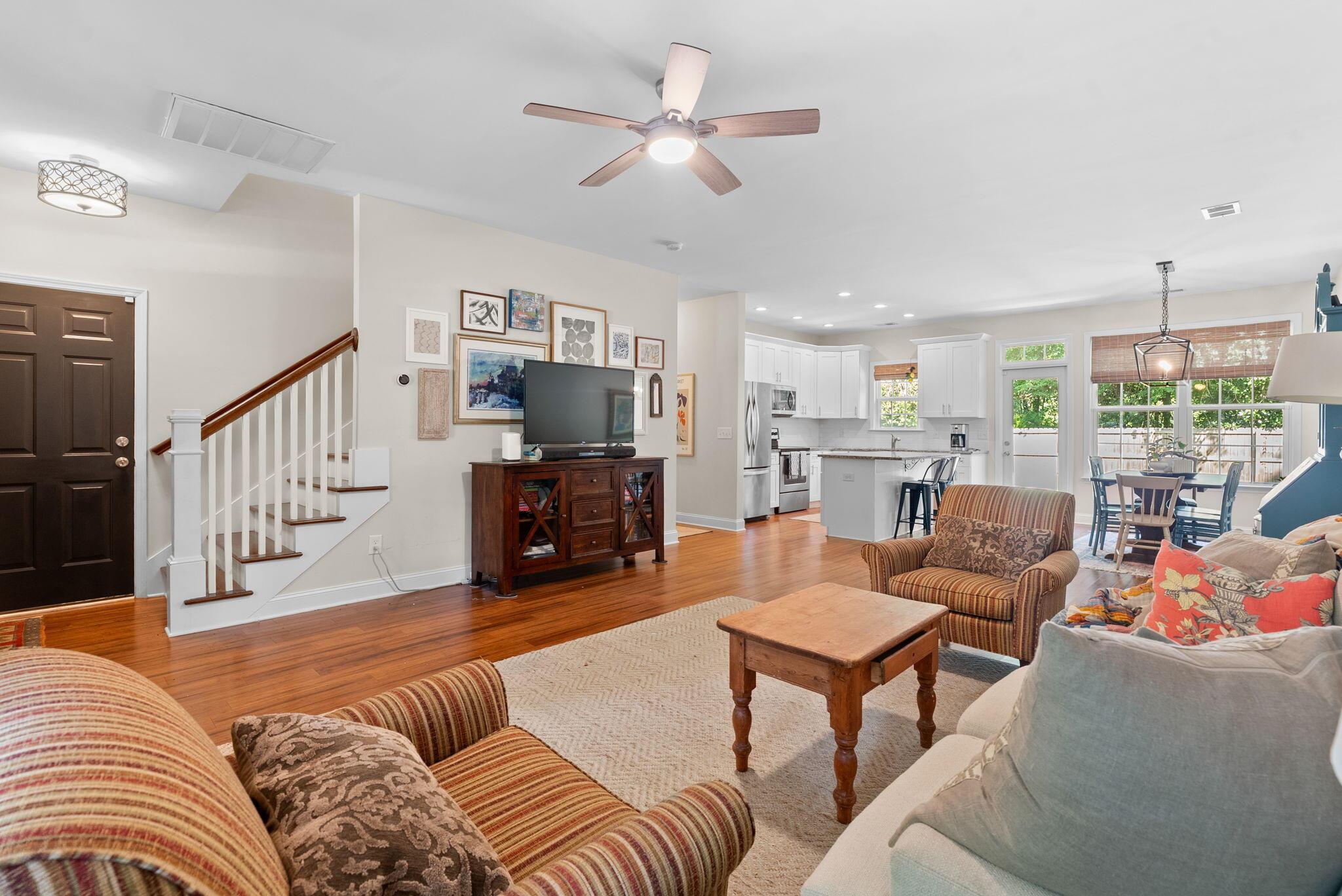 Image 2: 3362 Berryhill Rd