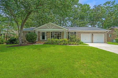 28 Hampton Drive