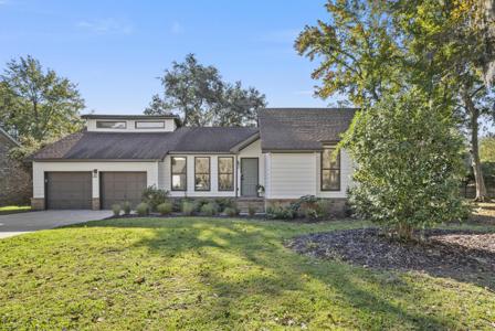 3 Hampton Drive