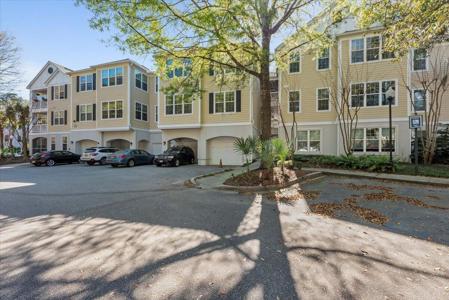 60 Fenwick Hall Allee # 913, Johns Island SC 29455