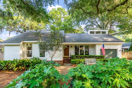 993 Sea Gull Drive