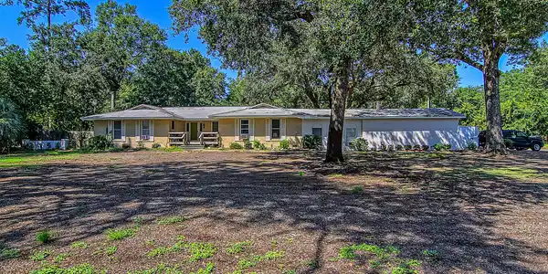 793 Dupre Lane