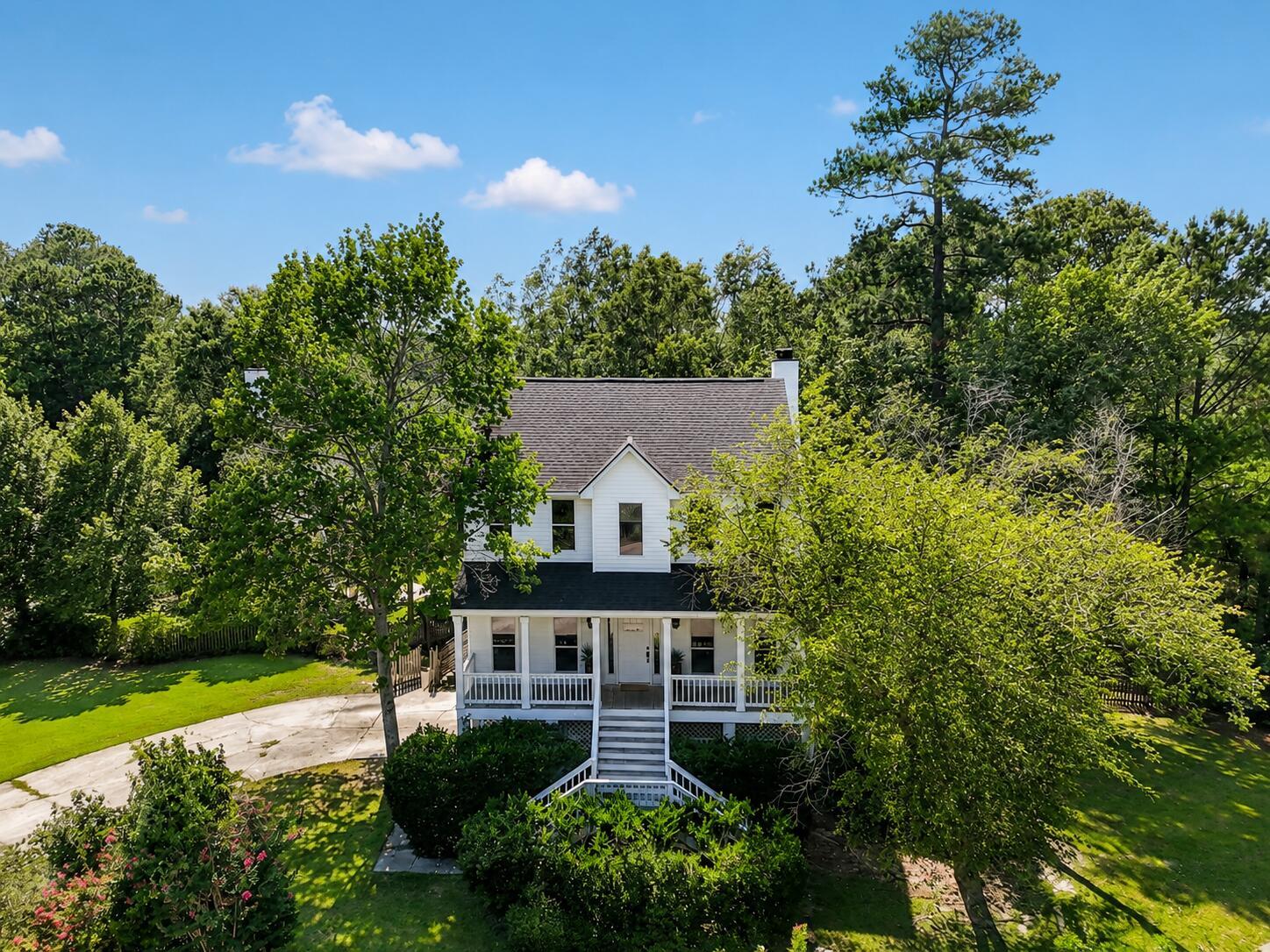 Image 2: 2827 Tradewind Drive