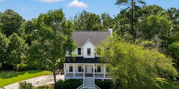 Image 2: 2827 Tradewind Drive
