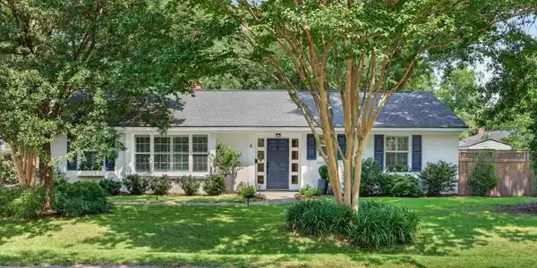 4 Ashdale Drive