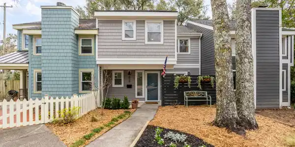 629 Bay Tree Court