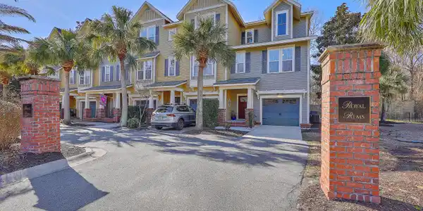 1161 Dingle Road