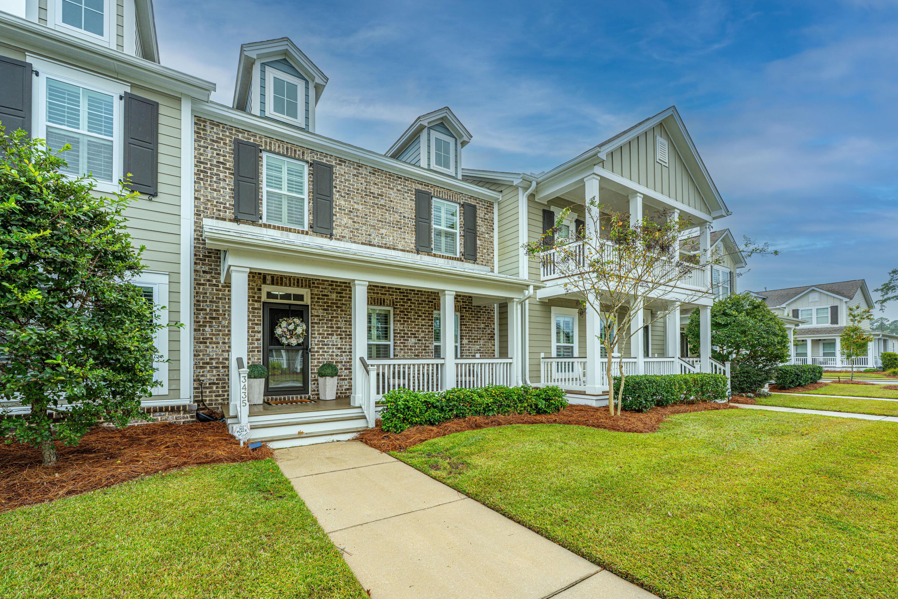 Image 2: 3435YarmouthDr004