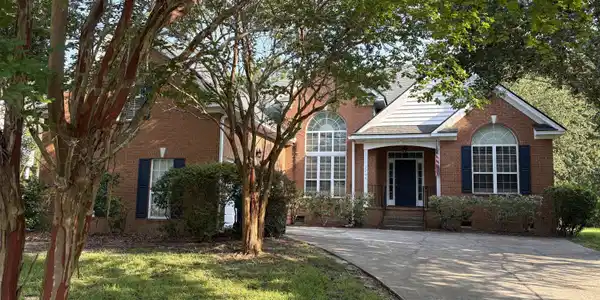 2744 Waterpointe Circle