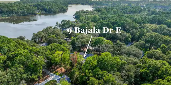 Image 2: 9 Bajala Dr E-3