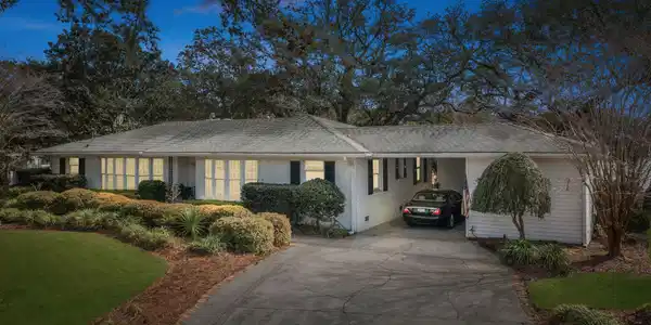 1033 Fort Sumter Drive