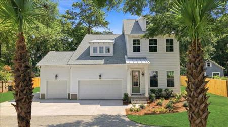 295 W Coleman Boulevard