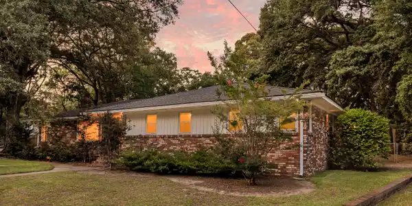Image 3: CREM - 1114 Northbridge Dr Twilights-6