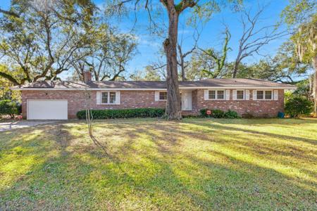 1247 Keble Road, Charleston SC 29407