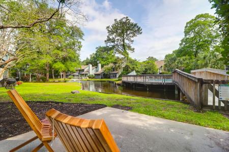 1136 Shadow Lake Circle