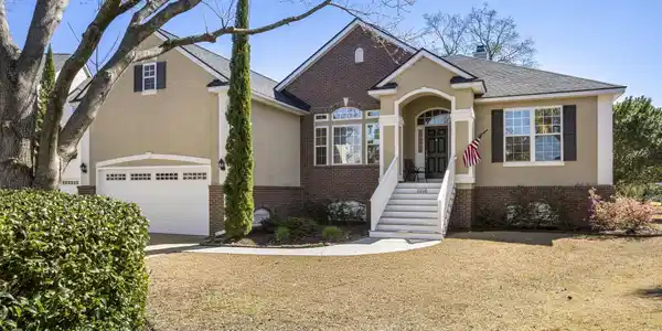 2206 Magnolia Meadows Drive, Mount Pleasant SC 29464