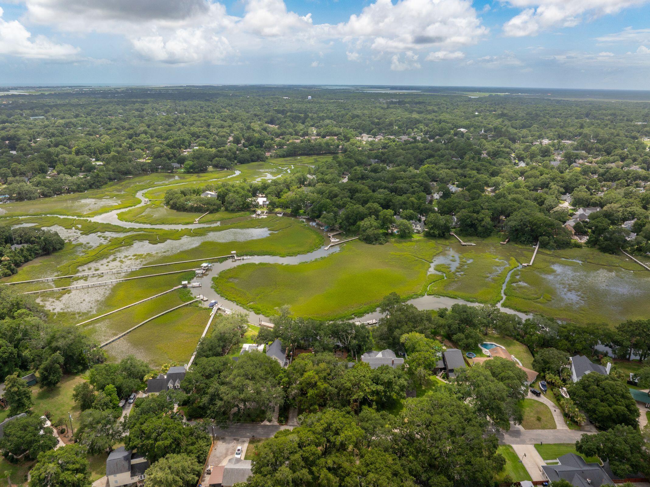 Image 3: 1632NRelyeaAve-KeenEyeMarketing-003