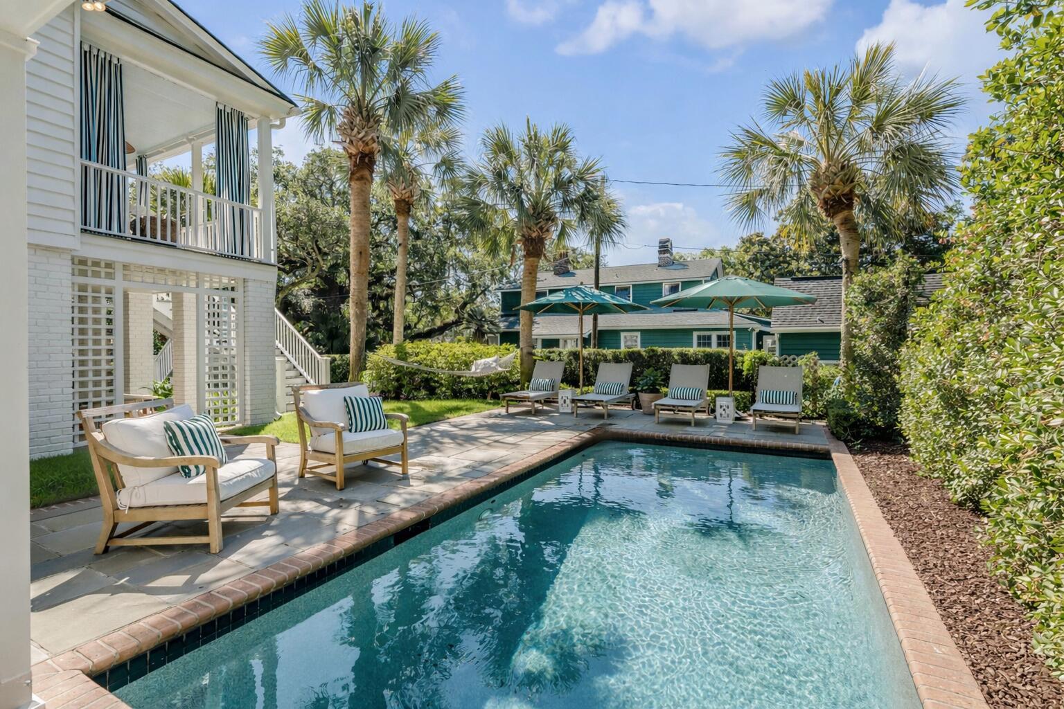 Image 2: Private Pool