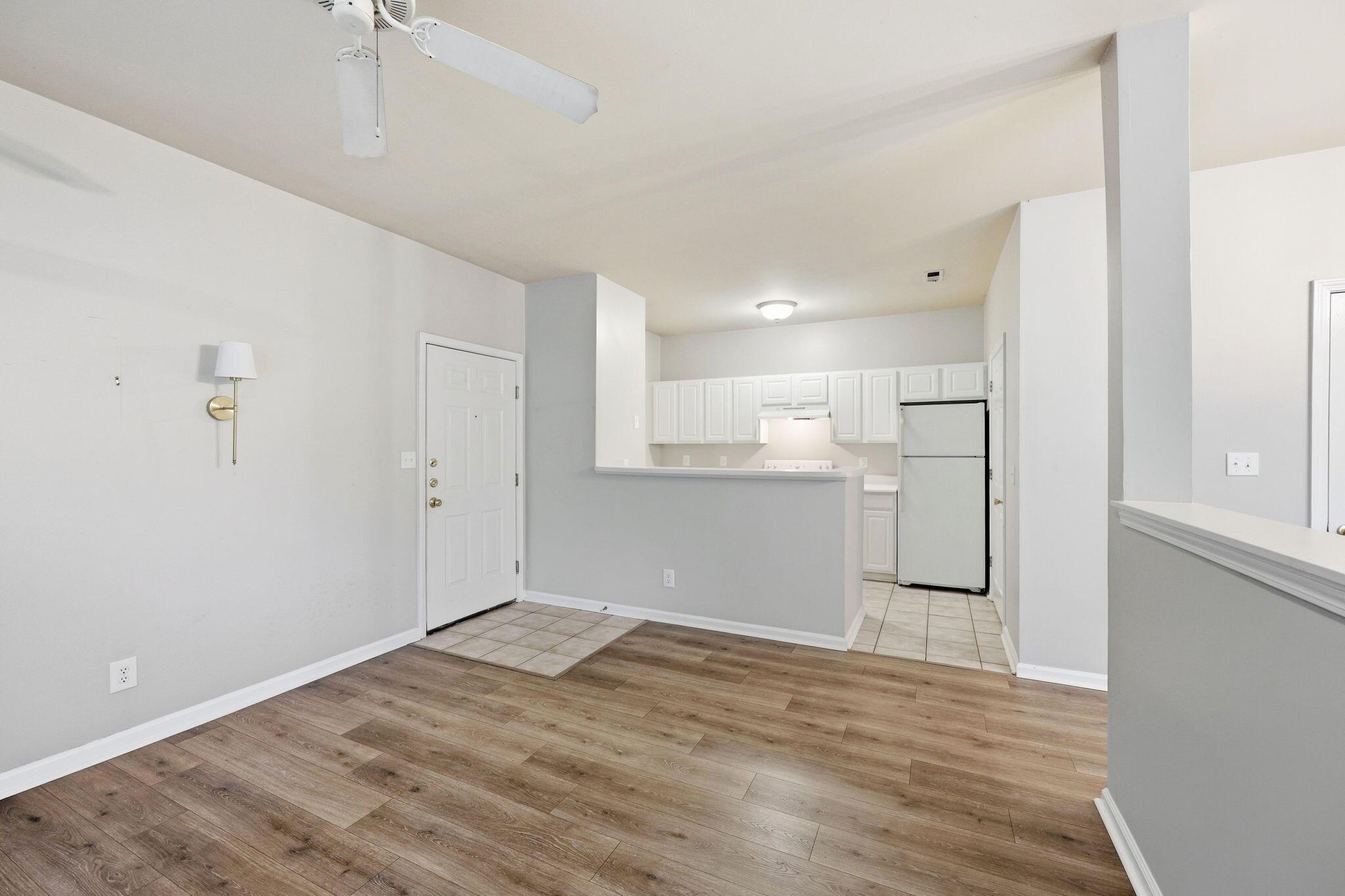Image 3: Livingroom