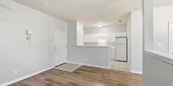 Image 3: Livingroom