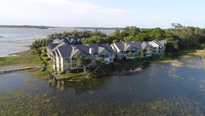 2122 Landfall Way