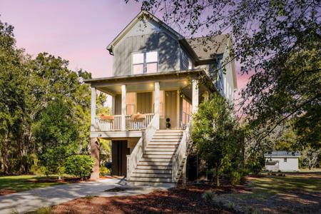 2238 Brown Pelican Lane, Charleston SC 29412