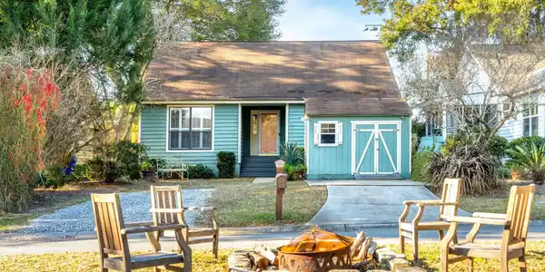1517 Barquentine Drive, Mount Pleasant SC 29464