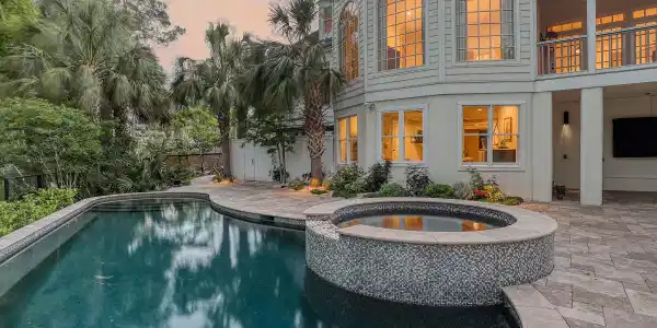 384 Overseer Place