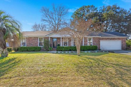 315 Betsy Road, Charleston SC 29407