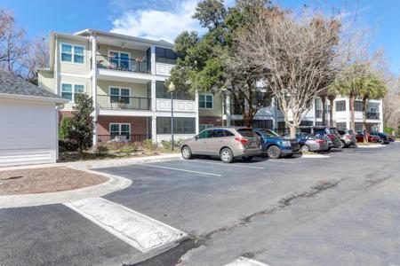 1025 Riverland Woods Place # 405, Charleston SC 29412