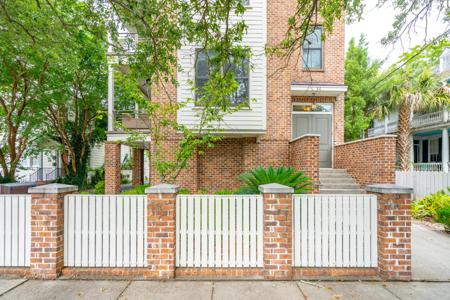 15 Smith Street
