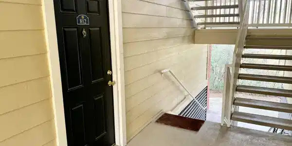 1600 Long Grove Drive