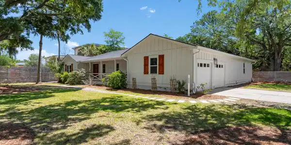 4000 Waterway Boulevard