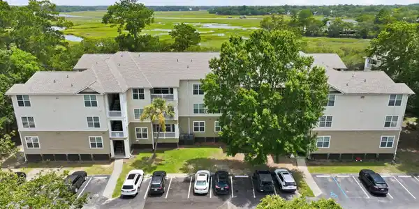 Image 2: 2