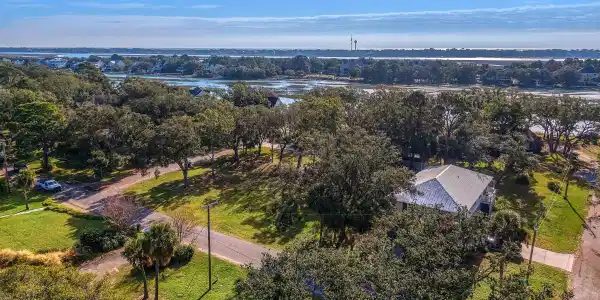 1589 Oak Island Drive