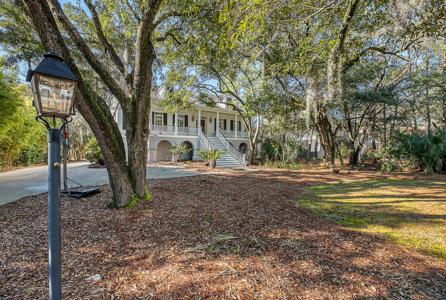 1462 Headquarters Plantation Drive, Johns Island SC 29455