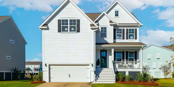 2228 Midden Drive